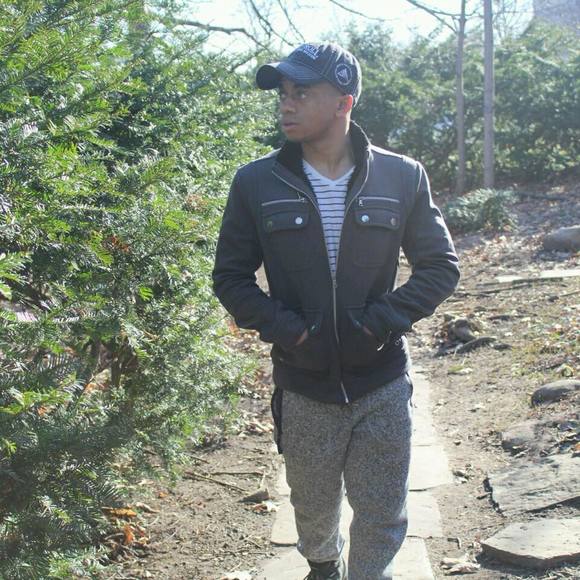 Meet your Posher, Dave - Picture 1 of 1